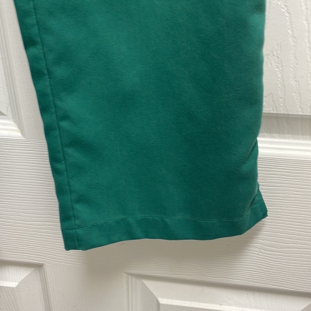 Greys Anatomy scrub set - Picture 9 of 11